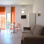 Lägenhetshotell Camera & Caffe - Accoglienza Salentina Villaggio Resta